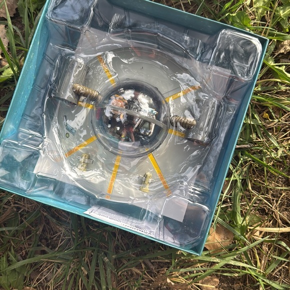 NIB Interplanetary Rick and Morty junk ship! With science man and boy - Picture 4 of 6